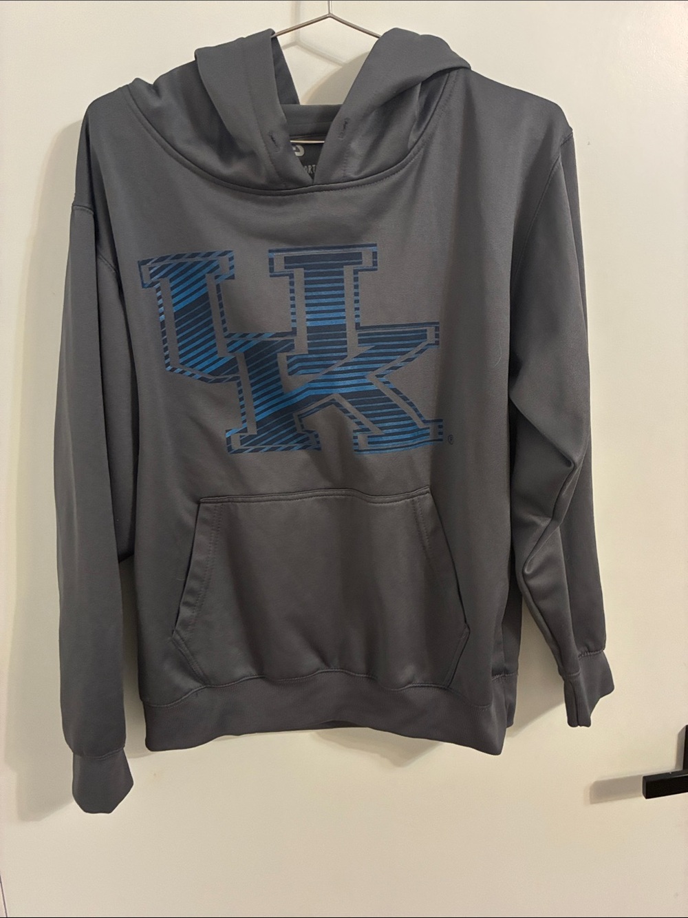 University of Kentucky Gray Pullover Hoodie with Blue UK Logo